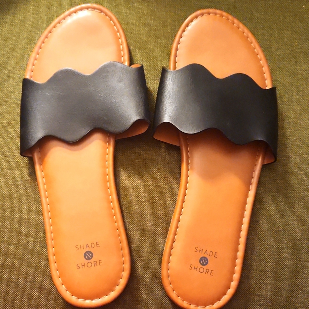 Shade And Shore Slide Sandals